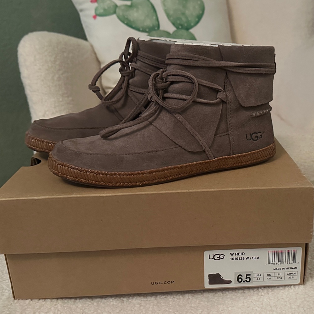 UGG Reid Lace-Up Boots